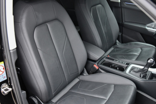 Audi Q3 35 TFSI Pro Line, Matrix, Leder, Camera, Keyless Entry&Go, Ambient, Elek. Achterklep, 20"!