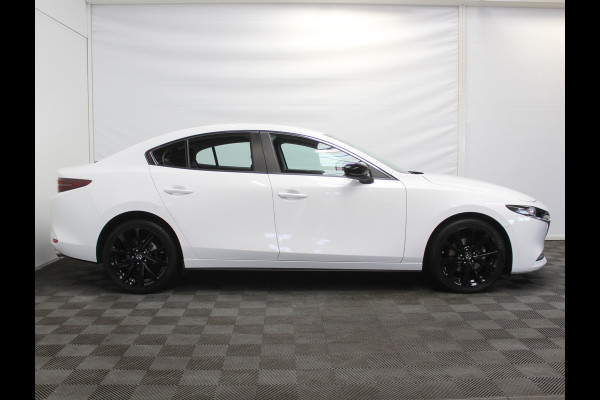 Mazda 3 2.0 e-SkyActiv-G M Hybrid 122 Comfort CAMERA | CARPLAY | ADAPCRUISE | LMV18 | HEAD-UP | LED | DAB | CLIMATE | NAVI | STOEL/STUUR