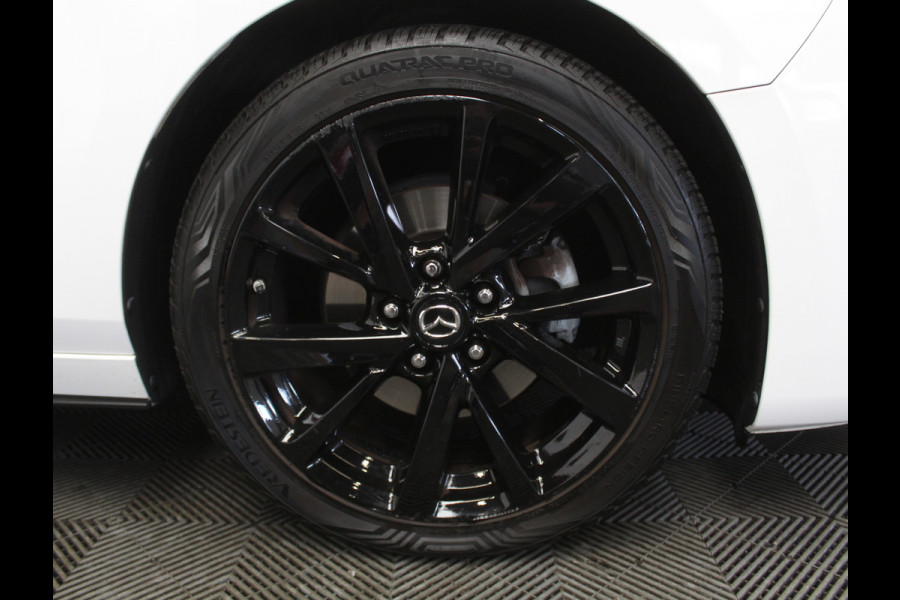 Mazda 3 2.0 e-SkyActiv-G M Hybrid 122 Comfort CAMERA | CARPLAY | ADAPCRUISE | LMV18 | HEAD-UP | LED | DAB | CLIMATE | NAVI | STOEL/STUUR