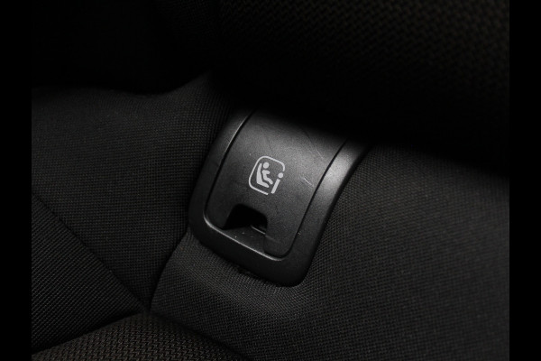 Mazda 3 2.0 e-SkyActiv-G M Hybrid 122 Comfort CAMERA | CARPLAY | ADAPCRUISE | LMV18 | HEAD-UP | LED | DAB | CLIMATE | NAVI | STOEL/STUUR