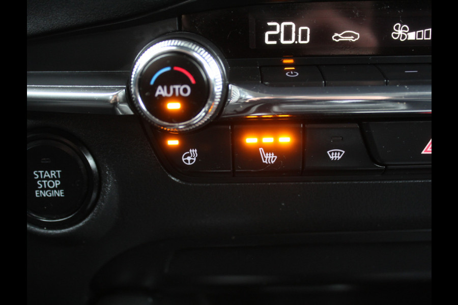 Mazda 3 2.0 e-SkyActiv-G M Hybrid 122 Comfort CAMERA | CARPLAY | ADAPCRUISE | LMV18 | HEAD-UP | LED | DAB | CLIMATE | NAVI | STOEL/STUUR