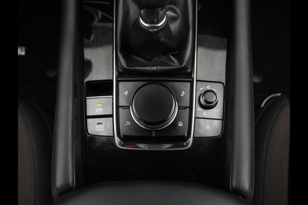Mazda 3 2.0 e-SkyActiv-G M Hybrid 122 Comfort CAMERA | CARPLAY | ADAPCRUISE | LMV18 | HEAD-UP | LED | DAB | CLIMATE | NAVI | STOEL/STUUR