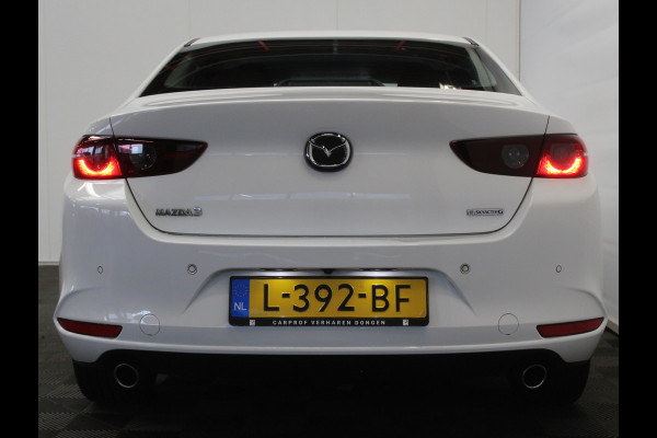 Mazda 3 2.0 e-SkyActiv-G M Hybrid 122 Comfort CAMERA | CARPLAY | ADAPCRUISE | LMV18 | HEAD-UP | LED | DAB | CLIMATE | NAVI | STOEL/STUUR