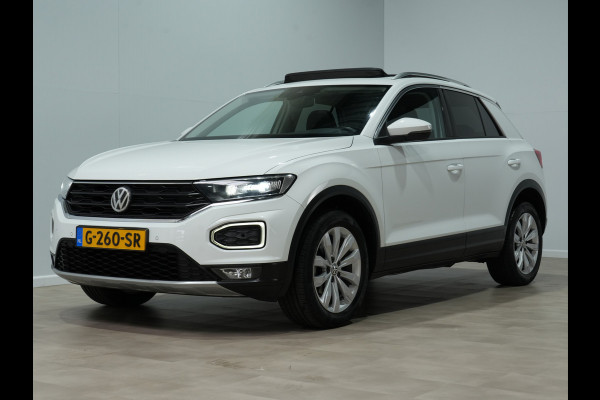 Volkswagen T-Roc 1.0 TSI Style | Trekhaak | Panorama | Full-LED | Navi