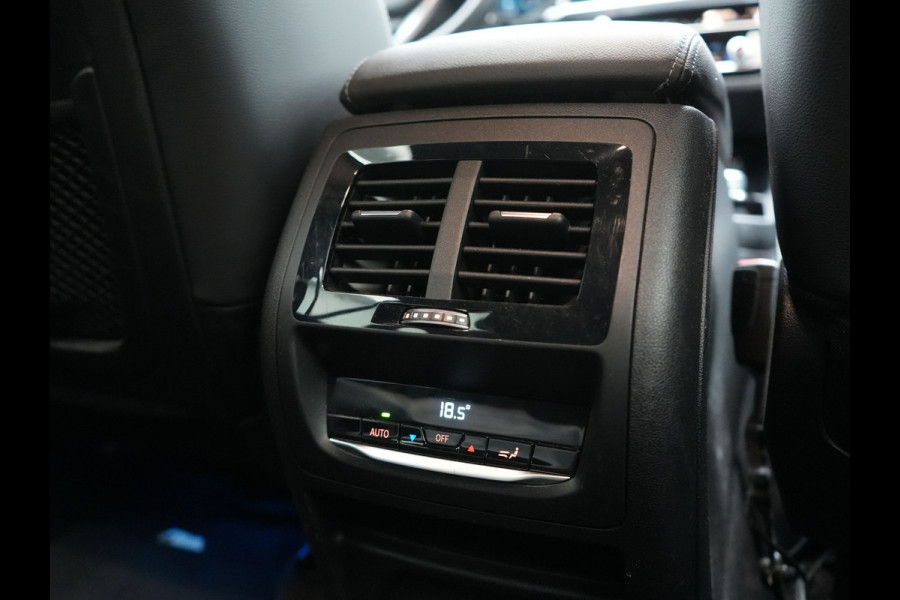 BMW X3 xDrive30e Luxury Line PHEV 293pk Dealer O.H. | Head Up | 360 Camera | Lederen Sportstoelen Ventilatie & Memory | Sfeerverlichting | Keyless | Blis | Stoelen &Stuur Verwarmd | Hifi Audio | Apple Carplay | Navigatie | DAB | Plug In Hybrid |