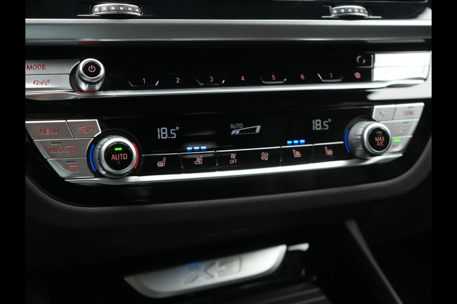 BMW X3 xDrive30e Luxury Line PHEV 293pk Dealer O.H. | Head Up | 360 Camera | Lederen Sportstoelen Ventilatie & Memory | Sfeerverlichting | Keyless | Blis | Stoelen &Stuur Verwarmd | Hifi Audio | Apple Carplay | Navigatie | DAB | Plug In Hybrid |