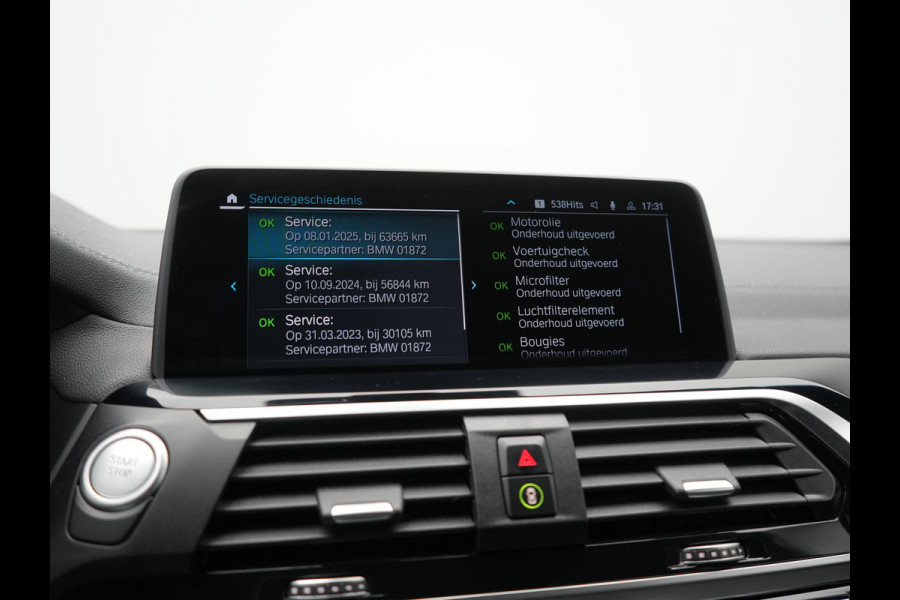 BMW X3 xDrive30e Luxury Line PHEV 293pk Dealer O.H. | Head Up | 360 Camera | Lederen Sportstoelen Ventilatie & Memory | Sfeerverlichting | Keyless | Blis | Stoelen &Stuur Verwarmd | Hifi Audio | Apple Carplay | Navigatie | DAB | Plug In Hybrid |