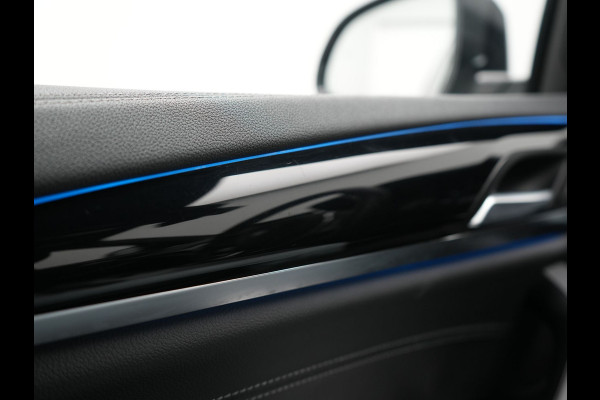 BMW X3 xDrive30e Luxury Line PHEV 293pk Dealer O.H. | Head Up | 360 Camera | Lederen Sportstoelen Ventilatie & Memory | Sfeerverlichting | Keyless | Blis | Stoelen &Stuur Verwarmd | Hifi Audio | Apple Carplay | Navigatie | DAB | Plug In Hybrid |