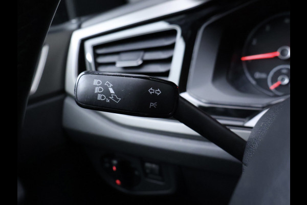 Volkswagen Polo 1.0 TSI Comfortline Sport (APPLE CARPLAY,NAVI,CLIMATE,ADAPTIVE CRUISE,BLACK EDITON,LED,SPORTSTOELEN,NETTE STAAT)