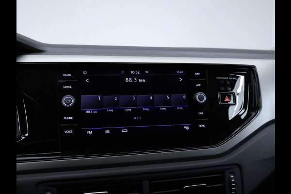 Volkswagen Polo 1.0 TSI Comfortline Sport (APPLE CARPLAY,NAVI,CLIMATE,ADAPTIVE CRUISE,BLACK EDITON,LED,SPORTSTOELEN,NETTE STAAT)