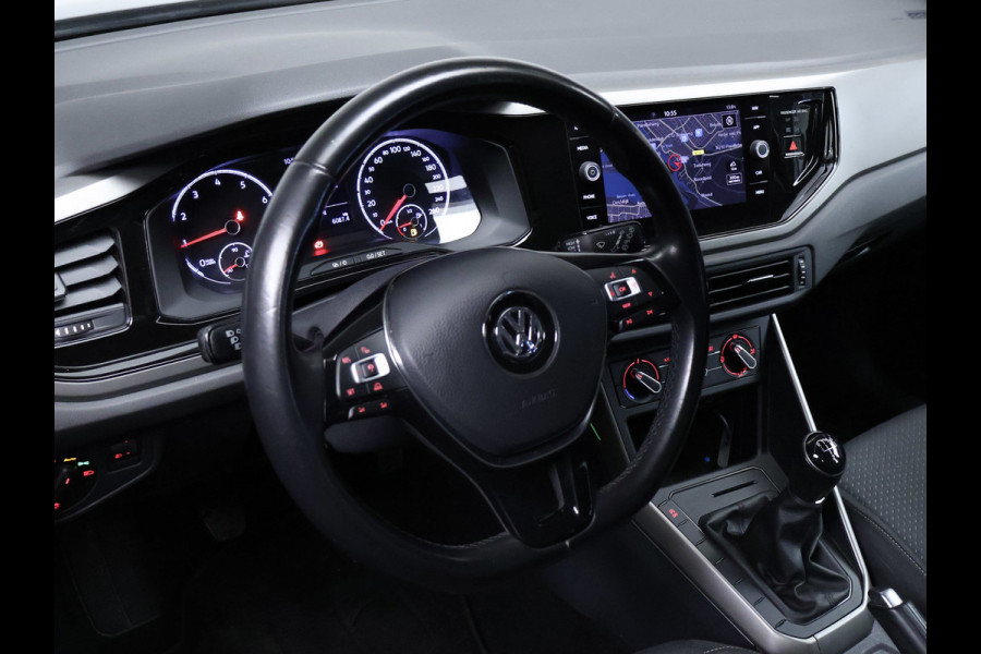Volkswagen Polo 1.0 TSI Comfortline Sport (APPLE CARPLAY,NAVI,CLIMATE,ADAPTIVE CRUISE,BLACK EDITON,LED,SPORTSTOELEN,NETTE STAAT)