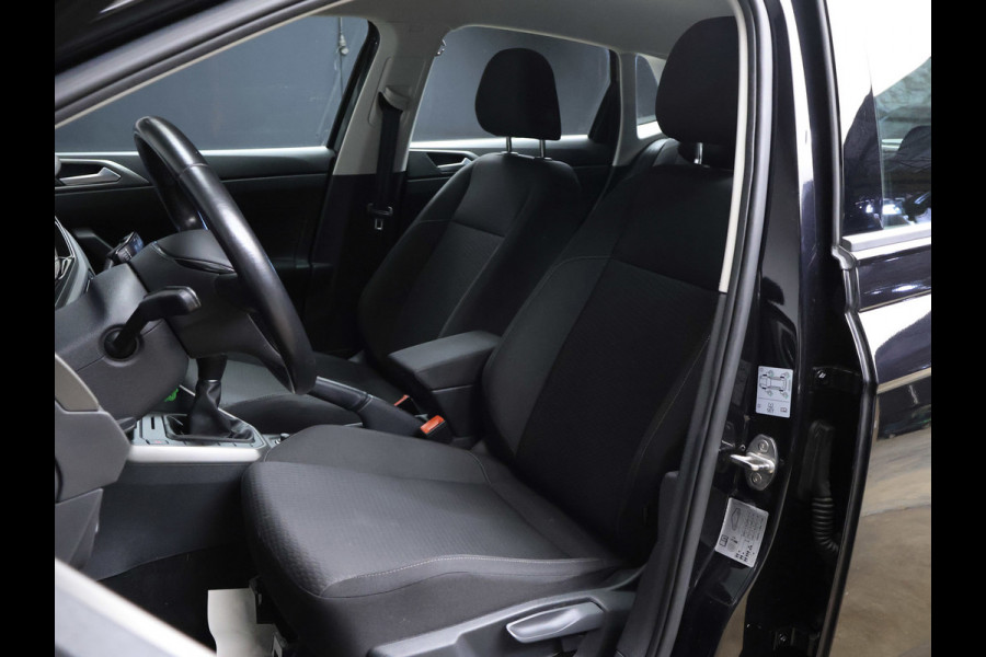 Volkswagen Polo 1.0 TSI Comfortline Sport (APPLE CARPLAY,NAVI,CLIMATE,ADAPTIVE CRUISE,BLACK EDITON,LED,SPORTSTOELEN,NETTE STAAT)