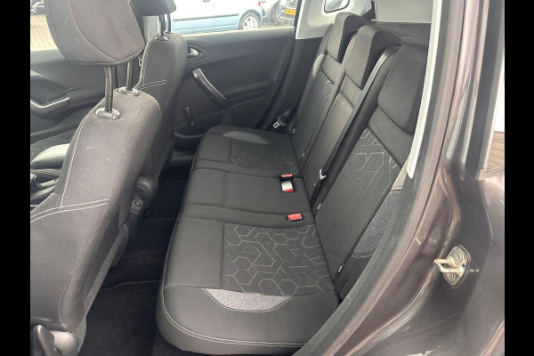 Peugeot 2008 1.2 PureTech Blue Lion NL-AUTO | 1STE EIGENAAR | TREKHAAK
