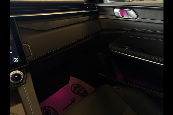 Lynk & Co 01 1.5 Plug-In|360|Black Edition|PANO|CARPLAY