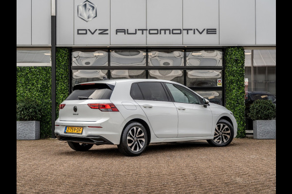 Volkswagen Golf 1.0 eTSI Life Business