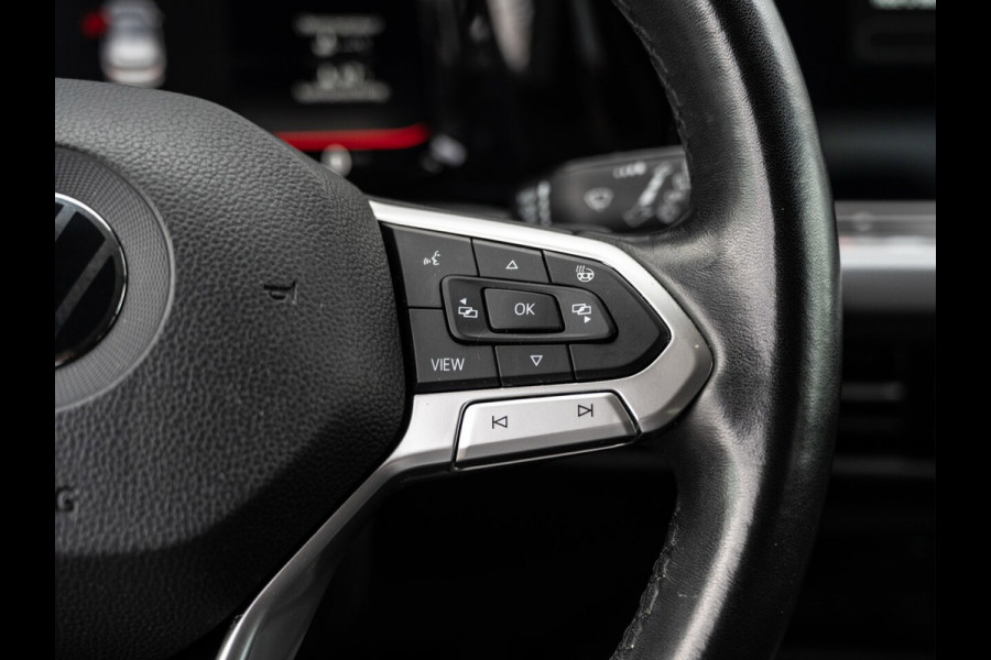 Volkswagen Golf 1.0 eTSI Life Business