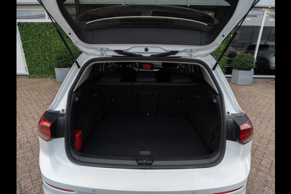 Volkswagen Golf 1.0 eTSI Life Business
