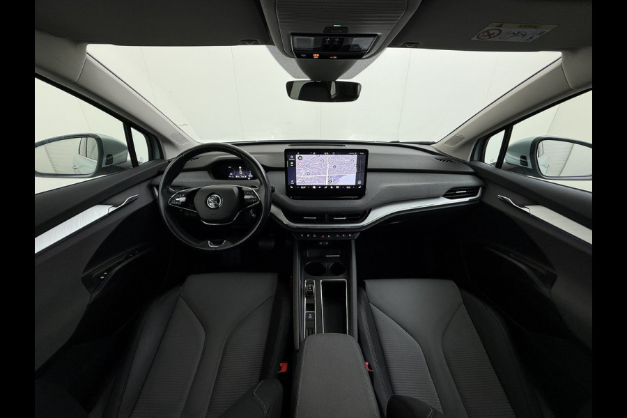 Škoda ENYAQ iV 80 SOH 90% Panoramadak 3-Zone Ecc Adap.Cruise Camera Navi Apple Carplay Android Auto Pdc Stoel+Stuurverwarming Lmv Led Privacy Glas Keyless advanced Dodehoek detectie File assistent Verkeersbord detectie 1e Eigenaar Dealeronderhouden Origineel Nederlandse Auto