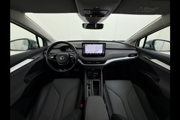 Škoda ENYAQ iV 80 SOH 90% Panoramadak 3-Zone Ecc Adap.Cruise Camera Navi Apple Carplay Android Auto Pdc Stoel+Stuurverwarming Lmv Led Privacy Glas Keyless advanced Dodehoek detectie File assistent Verkeersbord detectie 1e Eigenaar Dealeronderhouden Origineel Nederlandse Auto