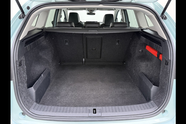 Škoda ENYAQ iV 80 SOH 90% Panoramadak 3-Zone Ecc Adap.Cruise Camera Navi Apple Carplay Android Auto Pdc Stoel+Stuurverwarming Lmv Led Privacy Glas Keyless advanced Dodehoek detectie File assistent Verkeersbord detectie 1e Eigenaar Dealeronderhouden Origineel Nederlandse Auto