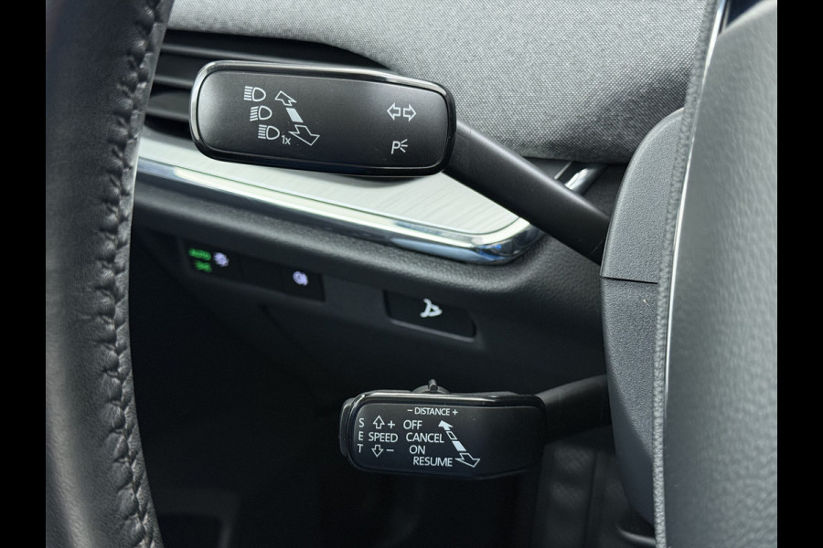 Škoda ENYAQ iV 80 SOH 90% Panoramadak 3-Zone Ecc Adap.Cruise Camera Navi Apple Carplay Android Auto Pdc Stoel+Stuurverwarming Lmv Led Privacy Glas Keyless advanced Dodehoek detectie File assistent Verkeersbord detectie 1e Eigenaar Dealeronderhouden Origineel Nederlandse Auto