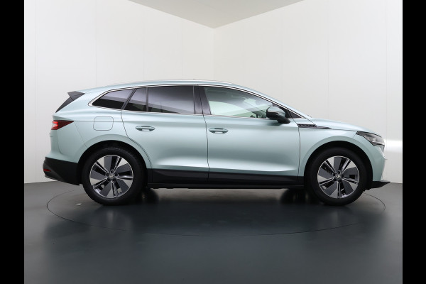 Škoda ENYAQ iV 80 SOH 90% Panoramadak 3-Zone Ecc Adap.Cruise Camera Navi Apple Carplay Android Auto Pdc Stoel+Stuurverwarming Lmv Led Privacy Glas Keyless advanced Dodehoek detectie File assistent Verkeersbord detectie 1e Eigenaar Dealeronderhouden Origineel Nederlandse Auto