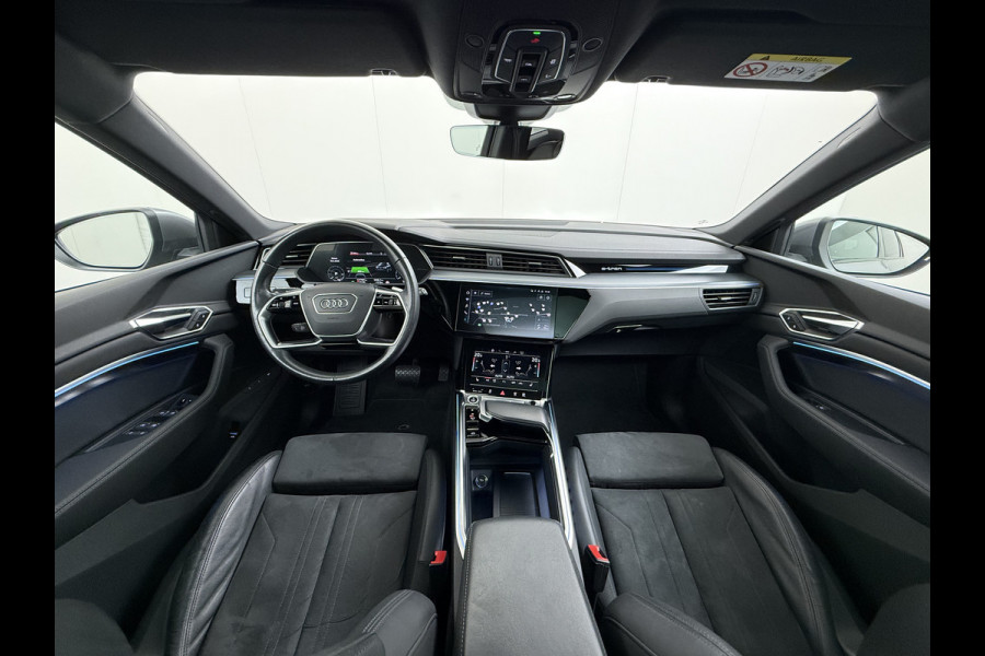 Audi e-tron 55 Quattro Advanced Edition Plus 95kWh Panoramadak Leder/Alcantara Adap.Cruise Camera Apple Carplay Android Auto Navi Ecc SOH 86 Elek.Stoelen+Memory+Verwarmd Elek.Achterklep Lmv 21" Keyless Privacy Glas Led DAB Dealeronderhouden Origineel Nederlandse Auto