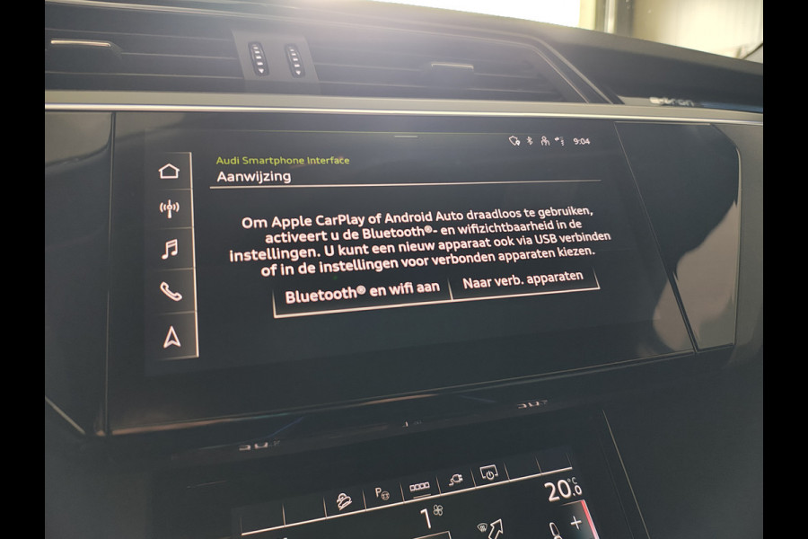 Audi e-tron 55 Quattro Advanced Edition Plus 95kWh Panoramadak Leder/Alcantara Adap.Cruise Camera Apple Carplay Android Auto Navi Ecc SOH 86 Elek.Stoelen+Memory+Verwarmd Elek.Achterklep Lmv 21" Keyless Privacy Glas Led DAB Dealeronderhouden Origineel Nederlandse Auto