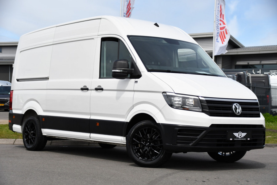 Volkswagen Crafter 35 2.0 TDI L3H3 PB Edition Cruise, Carplay, Sensoren, geveerde stoel, Trekhaak, 140pk, Automaat, Multimedia, Uniek!