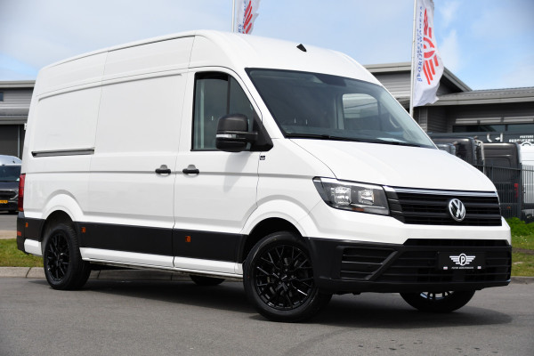 Volkswagen Crafter 35 2.0 TDI L3H3 PB Edition Cruise, Carplay, Sensoren, geveerde stoel, Trekhaak, 140pk, Automaat, Multimedia, Uniek!
