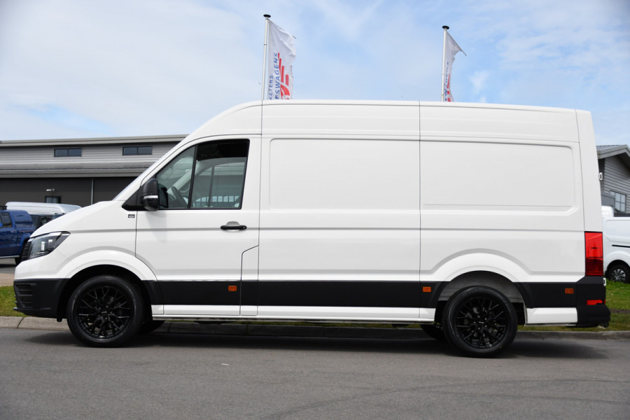 Volkswagen Crafter 35 2.0 TDI L3H3 PB Edition Cruise, Carplay, Sensoren, geveerde stoel, Trekhaak, 140pk, Automaat, Multimedia, Uniek!