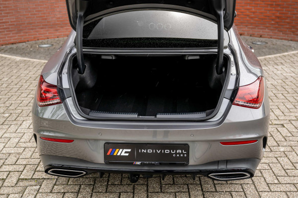 Mercedes-Benz CLA-Klasse 200 AMG Line Multibeam Sfeerverlicht. Orig NL Auto