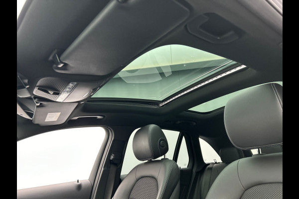 Mercedes-Benz GLC 300e 4MATIC Premium| Pano/Dak | Trekhaak | Adapt.Cruise/Control | Stoelverwarming | SOH 93%