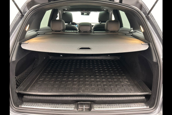 Mercedes-Benz GLC 300e 4MATIC Premium| Pano/Dak | Trekhaak | Adapt.Cruise/Control | Stoelverwarming | SOH 93%