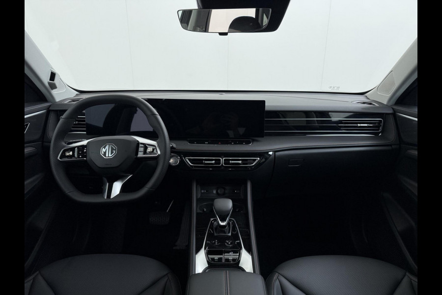 MG HS 1.5 TGDI Luxury PHEV VAN: 39.900,- VOOR: 34.440,- UW WKVOORDEEL: 5.460,- | PLUG-IN HYBRIDE | 272 PK| NIEUWE AUTO | >1.000 KM TOTAAL BEREIK | 1E REGISTRATIE 03-2026 | 360° CAMERA | ELEKTRISCHE ACHTERKLEP | 7 JAAR MG GARANTIE T/M 2033 | APPLE CARPLAY | ANDROID AUTO | STOELVERWARMING | FULL LED | ELEKTRISCHE STOELEN