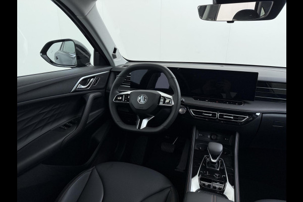 MG HS 1.5 TGDI Luxury PHEV VAN: 39.900,- VOOR: 34.440,- UW WKVOORDEEL: 5.460,- | PLUG-IN HYBRIDE | 272 PK| NIEUWE AUTO | >1.000 KM TOTAAL BEREIK | 1E REGISTRATIE 03-2026 | 360° CAMERA | ELEKTRISCHE ACHTERKLEP | 7 JAAR MG GARANTIE T/M 2033 | APPLE CARPLAY | ANDROID AUTO | STOELVERWARMING | FULL LED | ELEKTRISCHE STOELEN