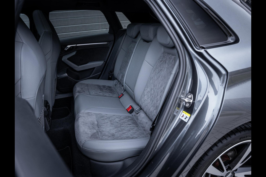 Audi A3 Sportback 40 TFSI e Business edition - S-Line l Pano l RS-Seat l B&O l 19'' l Trekhaak