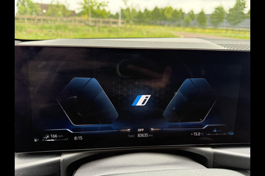 BMW 3 Serie Touring 320e | Nieuw Model | Camera | Zwarte Hemel | NL-Auto | Cruise control adaptief met Stop&Go |