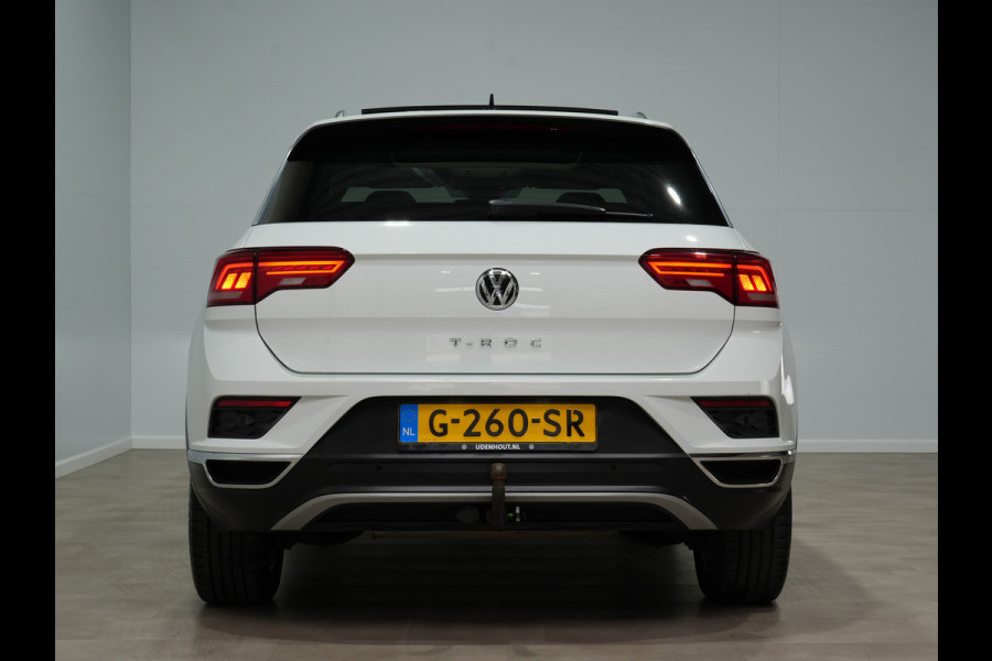 Volkswagen T-Roc 1.0 TSI Style | Trekhaak | Panorama | Full-LED | Navi