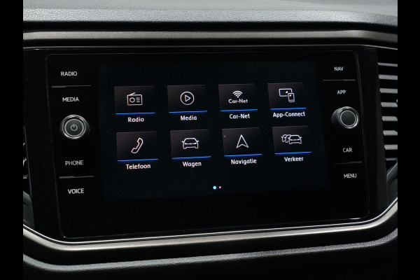Volkswagen T-Roc 1.0 TSI Style | Trekhaak | Panorama | Full-LED | Navi