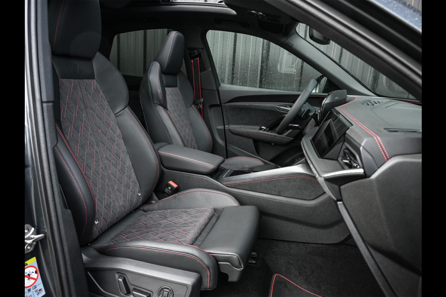 Audi Q5 Sportback 2.0 TFSI e-hybrid quattro S edition Luchtvering | S-stoelen | Panoramadak | Elektr. trekhaak | Digital Oled | Adaptive Cruise | Tech Plus | 360 Camera | Memory | Ambiance interieur |