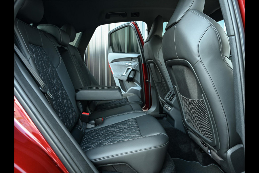 Audi Q5 Sportback 2.0 TFSI e-hybrid quattro S edition Competition Luchtvering | Head-up | 360 Camera | B&O | Massage | Stoelventilatie | Stoelverwarming V+A | Trekhaak | Ambiance Interieur