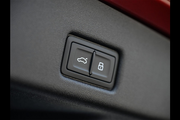 Audi Q5 Sportback 2.0 TFSI e-hybrid quattro S edition Competition Luchtvering | Head-up | 360 Camera | B&O | Massage | Stoelventilatie | Stoelverwarming V+A | Trekhaak | Ambiance Interieur