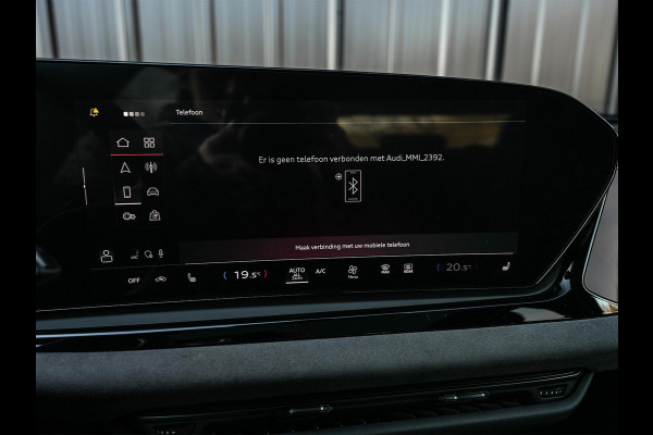 Audi A6 Avant 3.0 TFSI 368PK Quattro S-Edition Panoramadak | Luchtvering | Head-up display | 6-cilinder | Stoelgeheugen | 4-Wiel besturing | Tech Pro | Adaptive cruise control | B&O audio | S-stoelen | Ambiance verlichting | Carbon inleg | Styling kit | 4-Zone climate