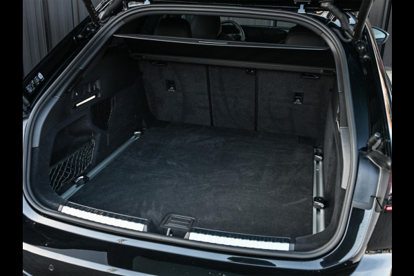 Audi A6 Avant 3.0 TFSI 368PK Quattro S-Edition Panoramadak | Luchtvering | Head-up display | 6-cilinder | Stoelgeheugen | 4-Wiel besturing | Tech Pro | Adaptive cruise control | B&O audio | S-stoelen | Ambiance verlichting | Carbon inleg | Styling kit | 4-Zone climate