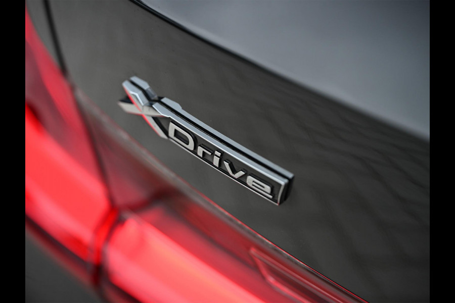 BMW 3 Serie Touring 330e xDrive