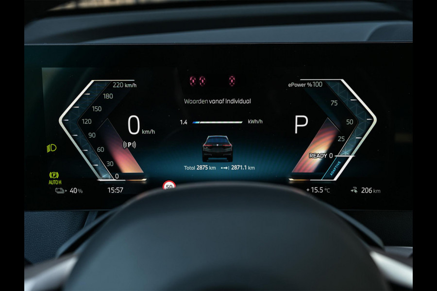 BMW iX xDrive45 101 kWh