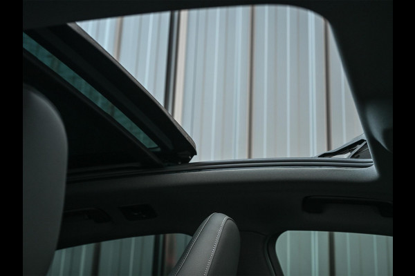 Audi Q5 Sportback 2.0 TFSI e-hybrid quattro S edition 367pk | S-stoelen | Panoramadak | Elektr. trekhaak | Oled verlichting | Adaptive cruise control | Tech Plus | 360 Camera | Memory | Ambiance interieur