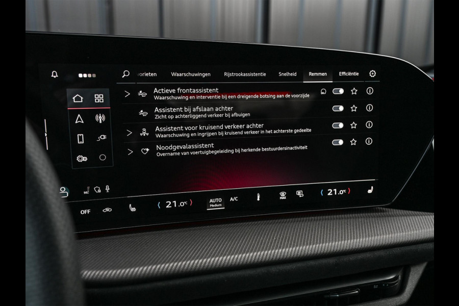 Audi Q5 Sportback 2.0 TFSI e-hybrid quattro S edition 367pk | S-stoelen | Panoramadak | Elektr. trekhaak | Oled verlichting | Adaptive cruise control | Tech Plus | 360 Camera | Memory | Ambiance interieur