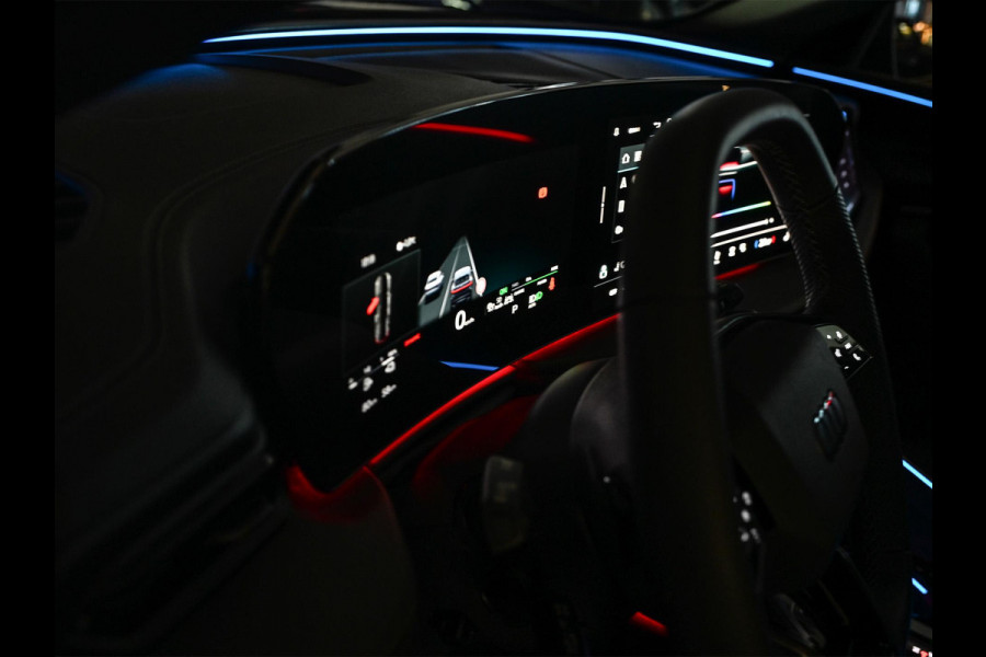 Audi Q5 Sportback 2.0 TFSI e-hybrid quattro S edition 367pk | S-stoelen | Panoramadak | Elektr. trekhaak | Oled verlichting | Adaptive cruise control | Tech Plus | 360 Camera | Memory | Ambiance interieur